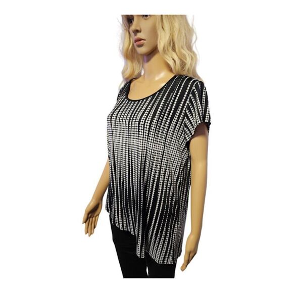 Nygard polka dot blouse open behind - Picture 2 of 8